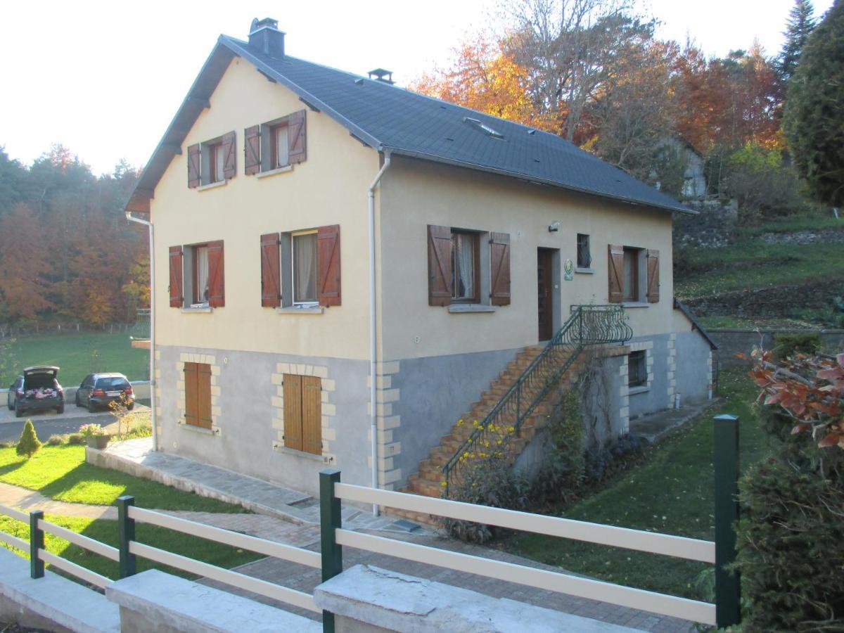 Bed and Breakfast La cle des champs à Murol Extérieur photo
